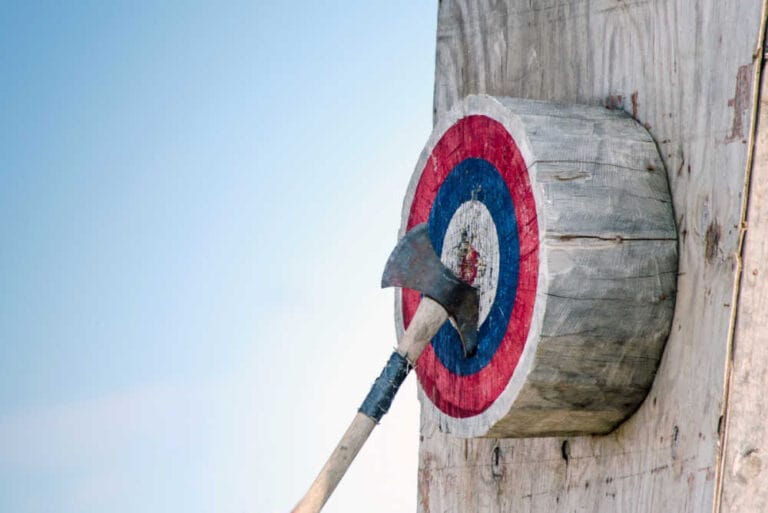 How To Become An Axe Throwing Champion