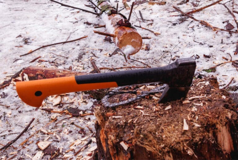 How To Choose A Fiskars Axe [2023 Guide]